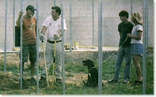 Gregor Jackson with volunteers.